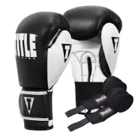 Боксерські рукавички Title Boxing Dynamic Strike Black/White 12 oz (XDBG 12 BK/WH) Боксерські рукавички Title Boxing Dynamic Strike Black/White 12 oz (XDBG 12 BK/WH)